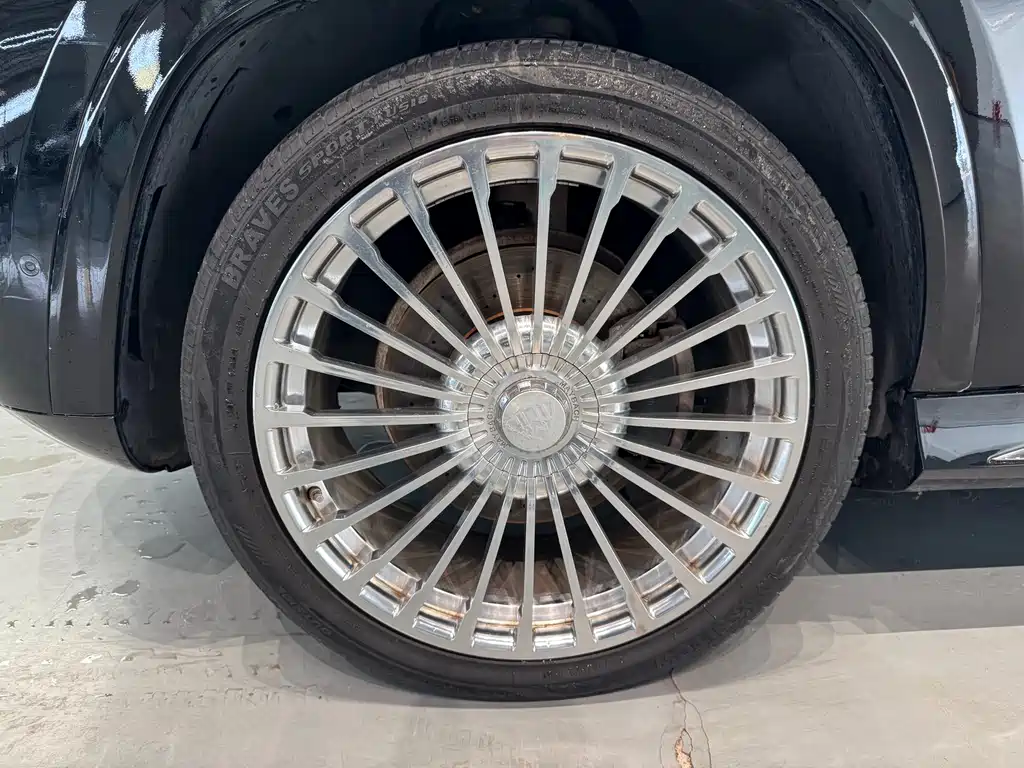 Mercedes-Benz GLS — миниатюра 10
