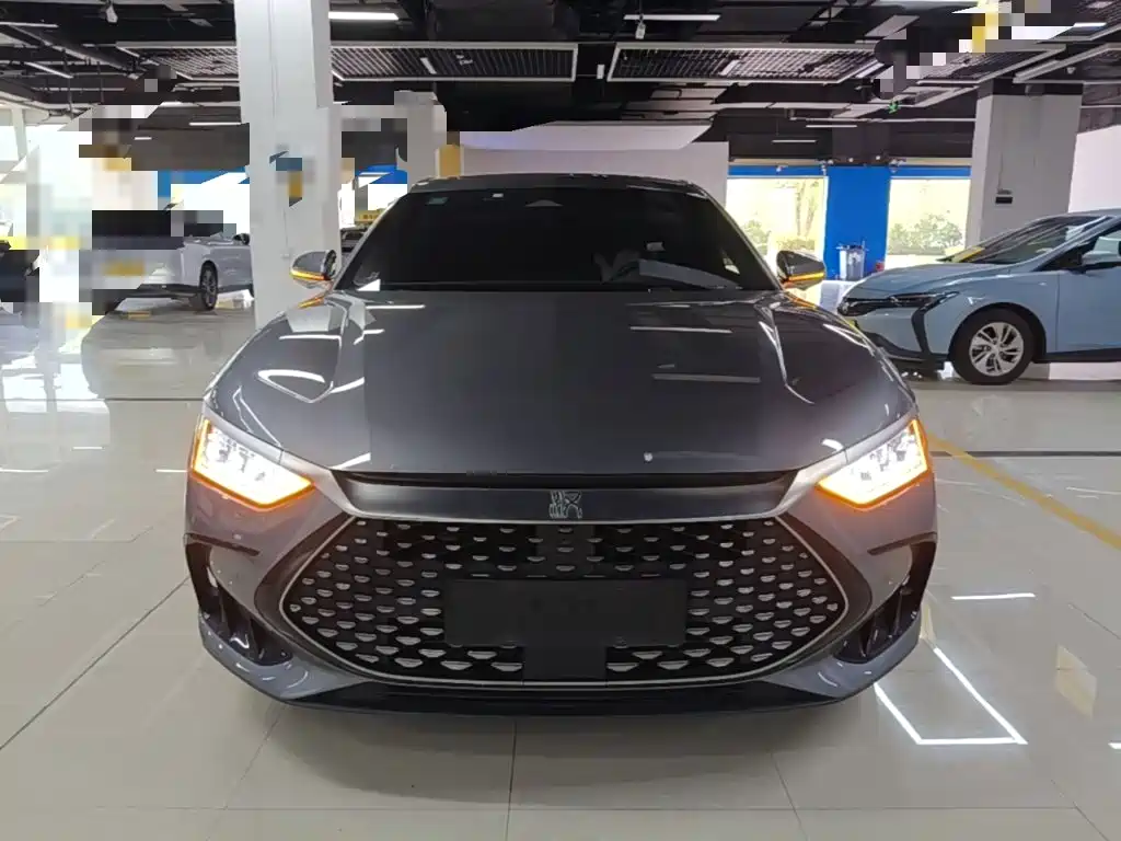 BYD Han — миниатюра 3