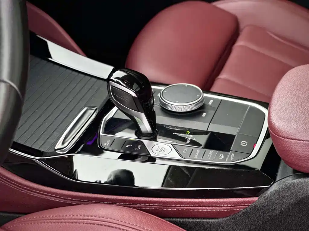 BMW X4 — миниатюра 9