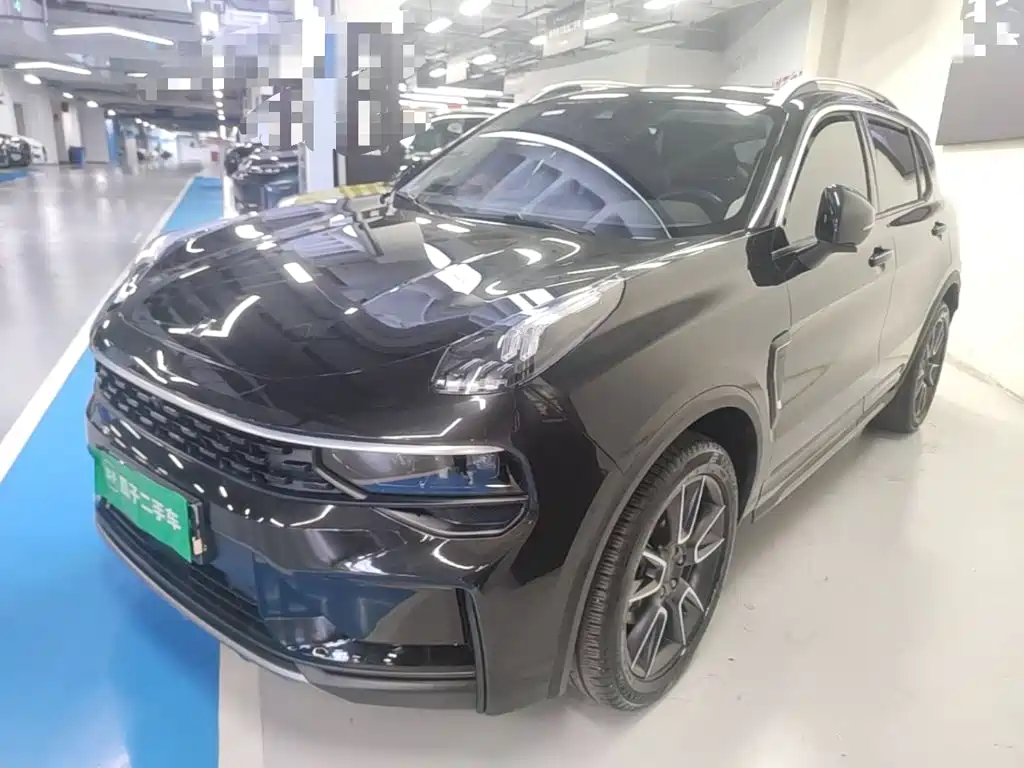 Lynk & Co 01