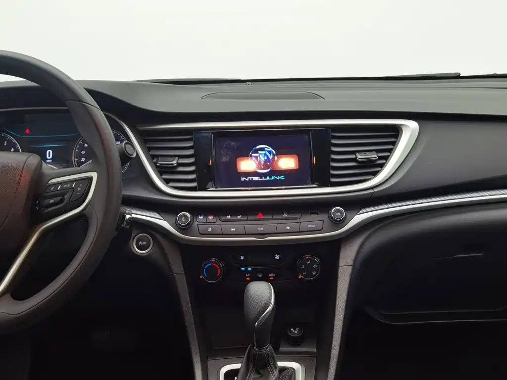 Buick Excelle — миниатюра 12