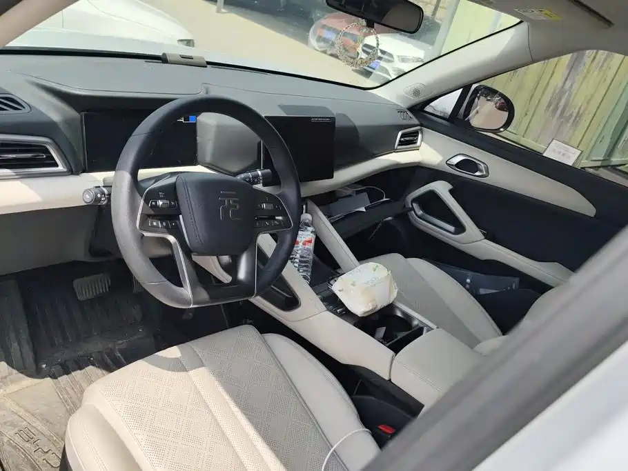 BYD Yuan UP — миниатюра 12