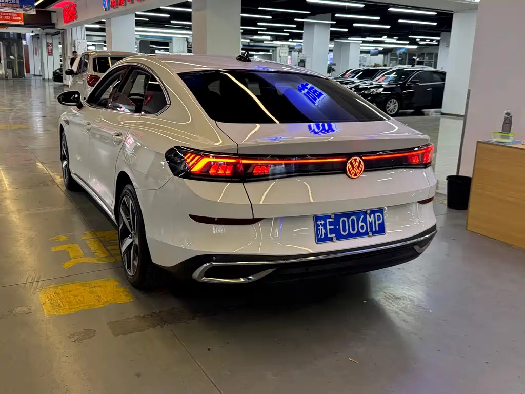 Volkswagen Lamando — миниатюра 8