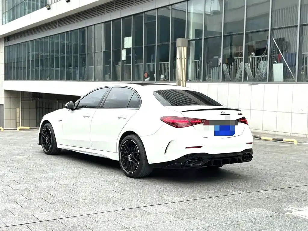 Mercedes-Benz C-Class — миниатюра 8