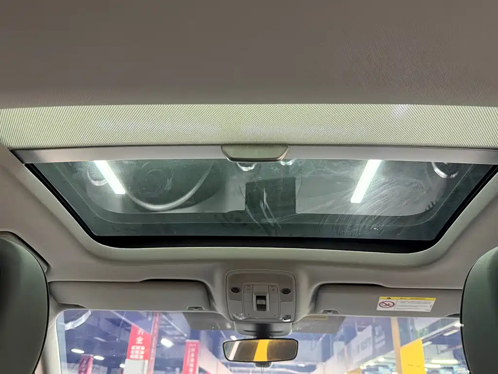 Audi Q2L — миниатюра 14