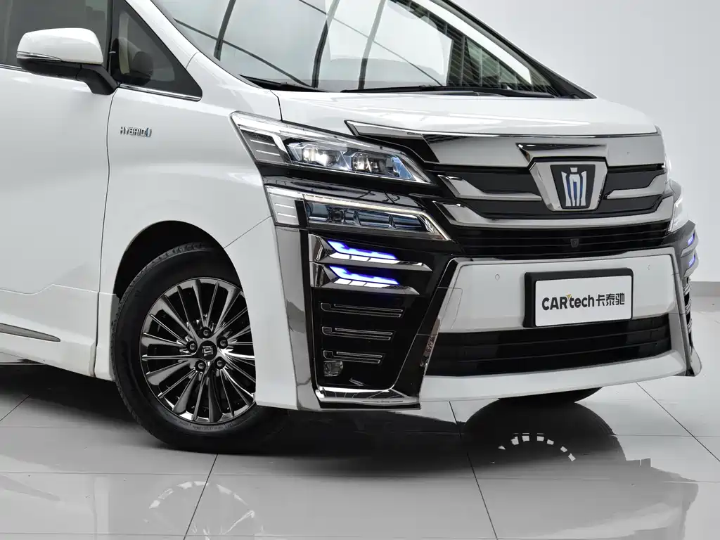 Toyota Vellfire — миниатюра 5