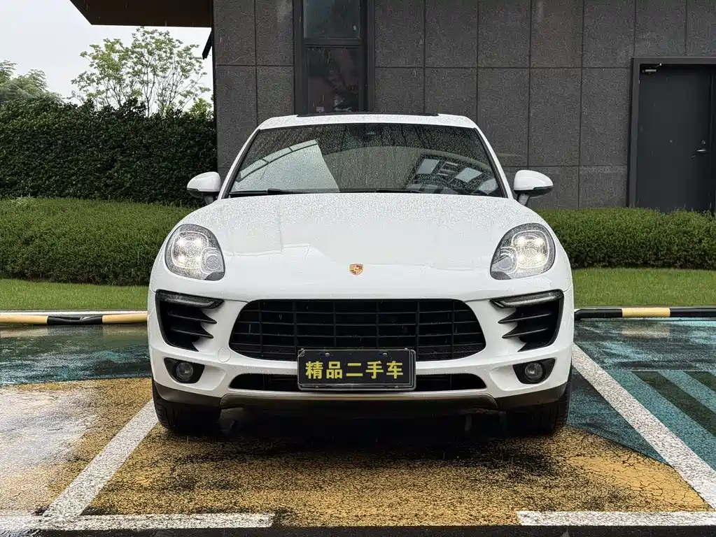 Porsche Macan — миниатюра 2