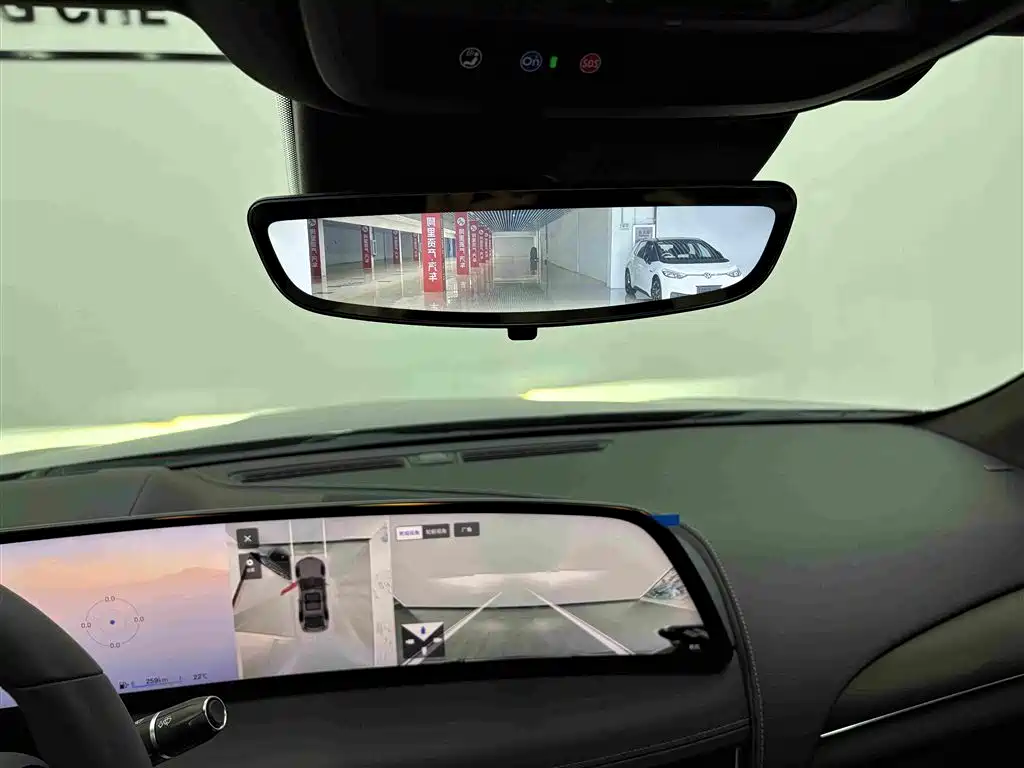 Cadillac CT5 — миниатюра 12