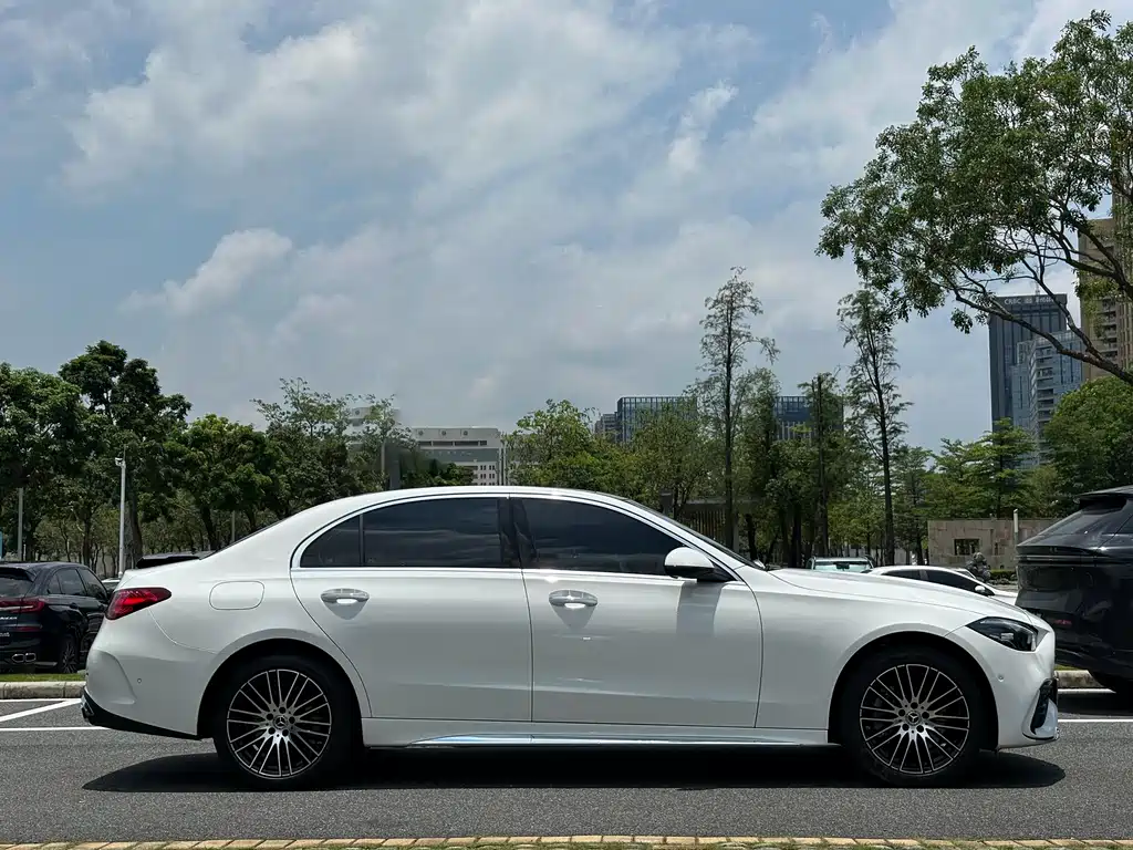 Mercedes-Benz C-Class C 2026 C 260 L Sport