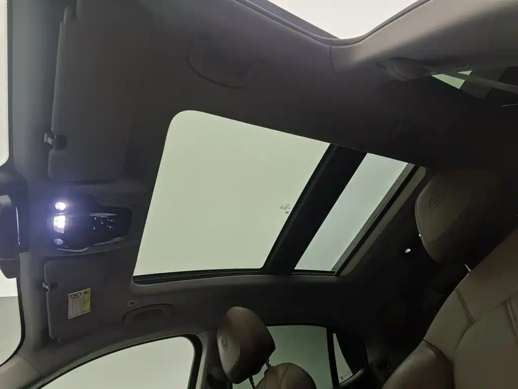 Alfa Romeo Stelvio — миниатюра 14