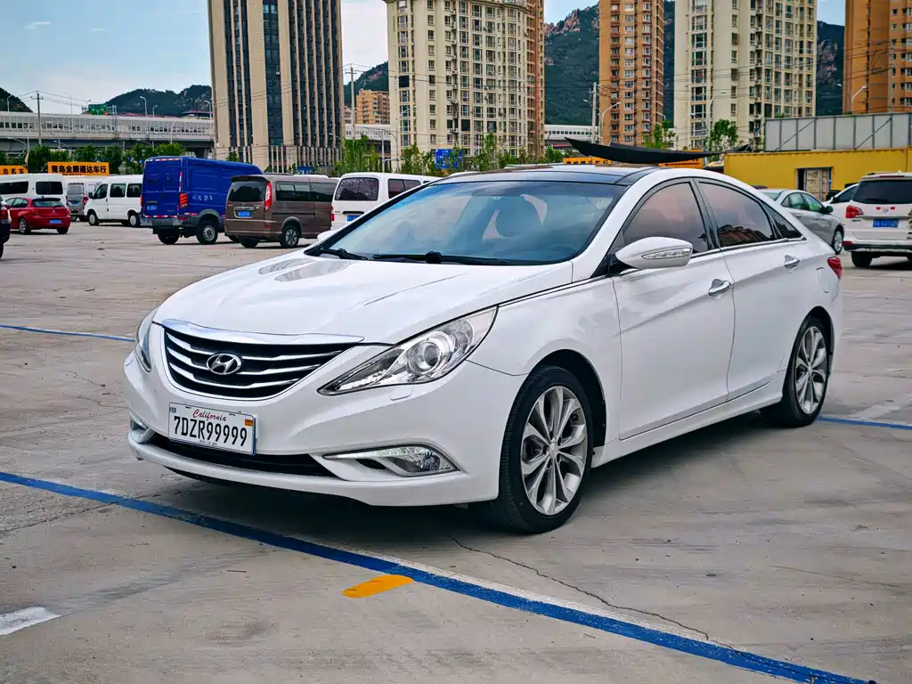 Hyundai Sonata