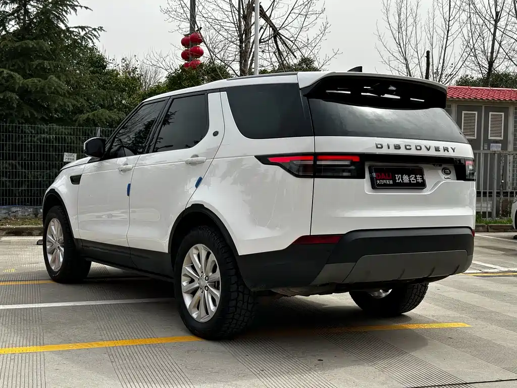 Land Rover Discovery — миниатюра 6