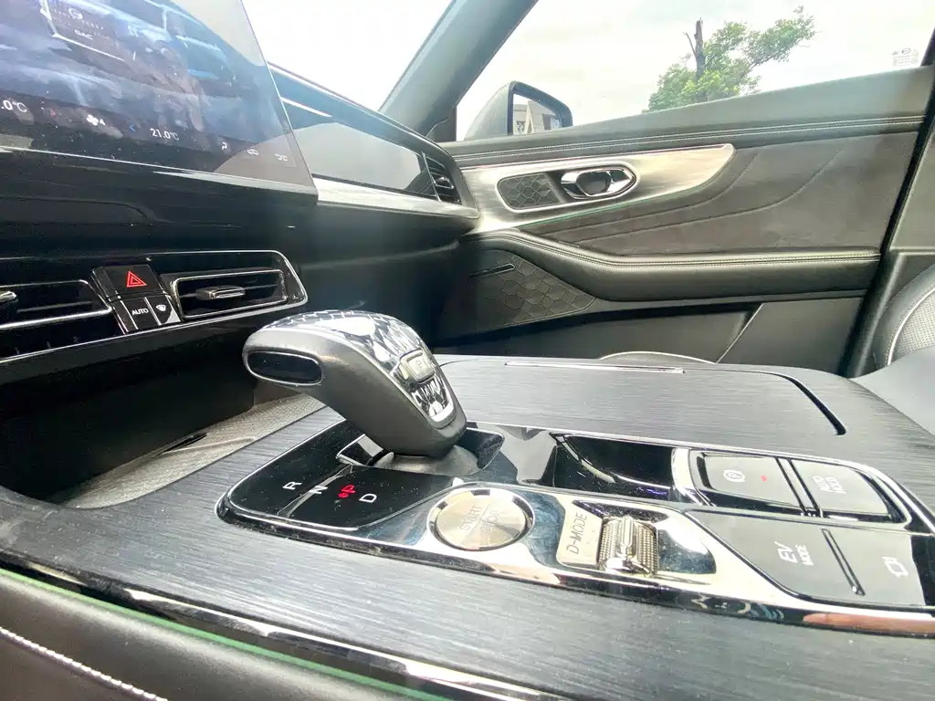 GAC Motor Trumpchi GS8 — миниатюра 18
