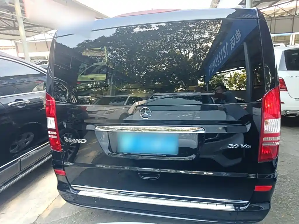 Mercedes-Benz Viano — миниатюра 6