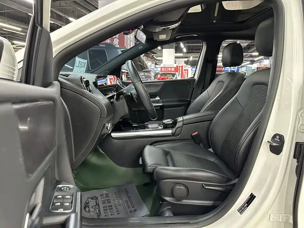 Mercedes-Benz B-Class — миниатюра 30