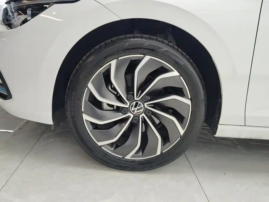 Volkswagen Golf — миниатюра 6