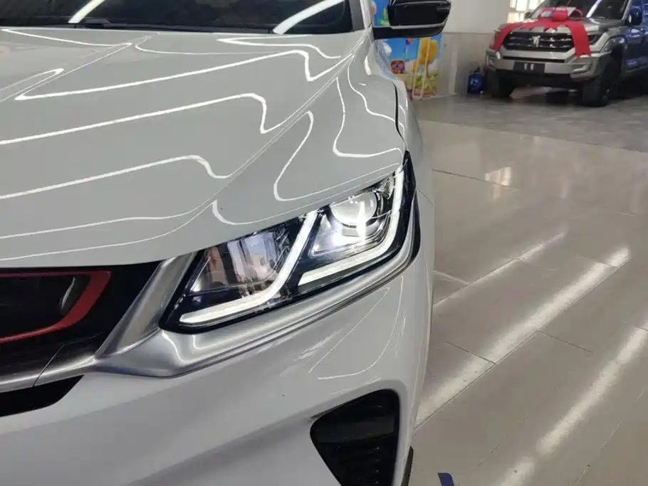 Geely Binyue — миниатюра 5