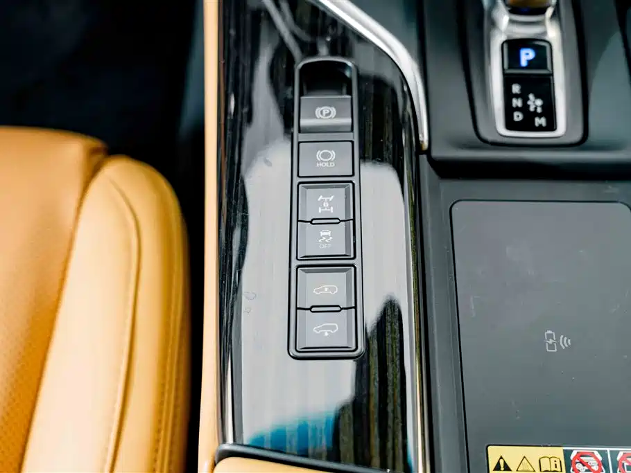 Lexus LX — миниатюра 16
