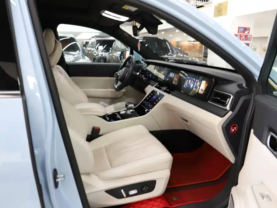 Li Auto Li ONE — миниатюра 18