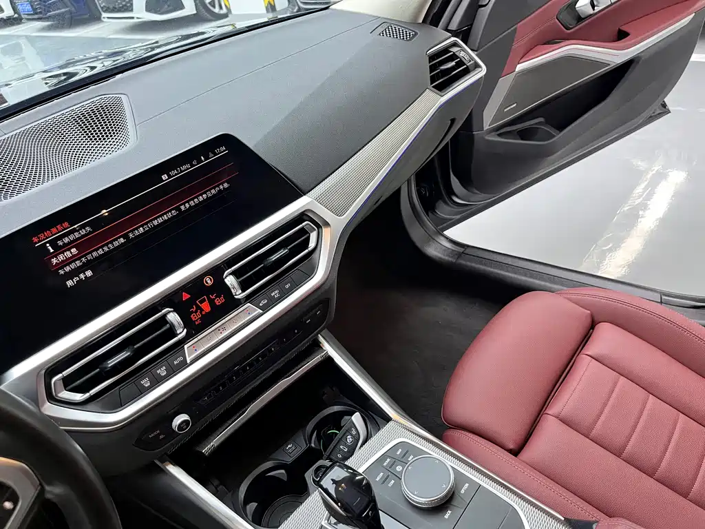 BMW 3 Series — миниатюра 10