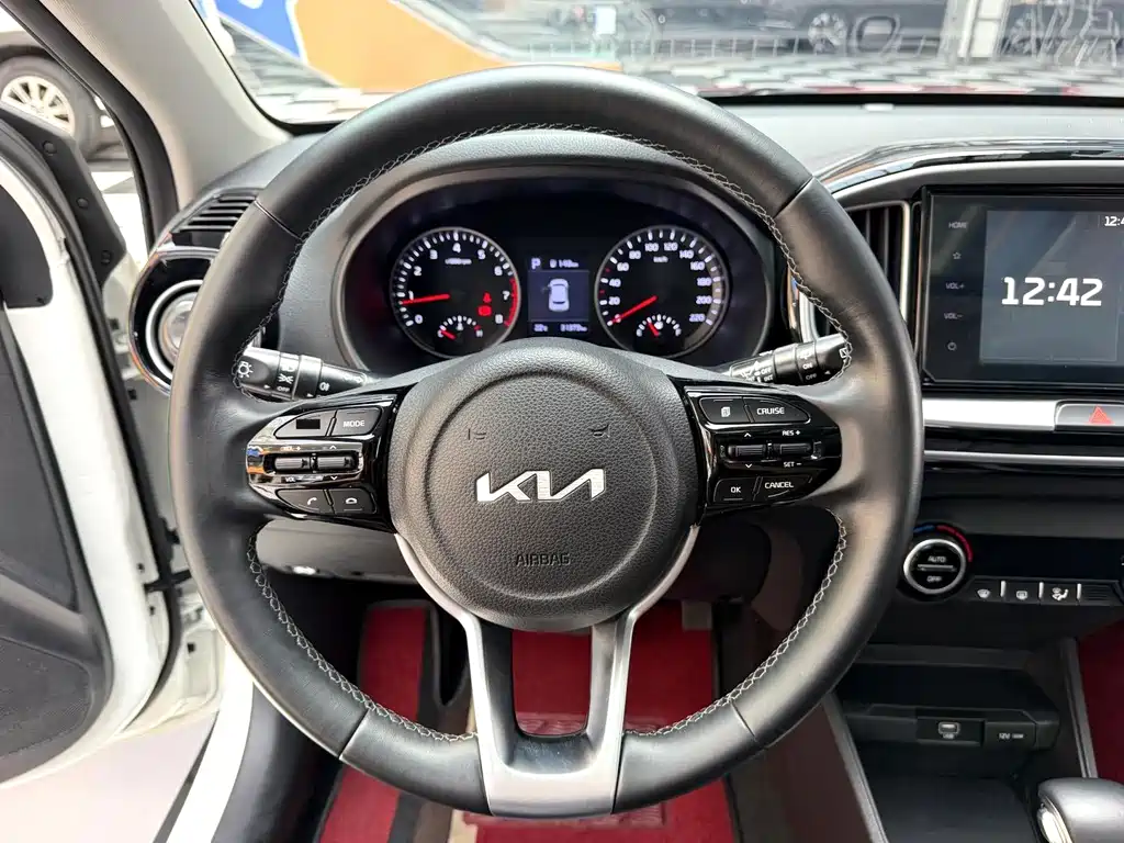 Kia KX1 — миниатюра 8