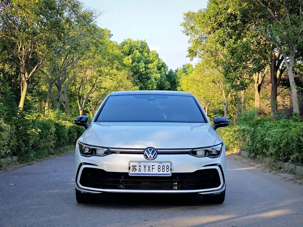 Volkswagen Golf — миниатюра 2