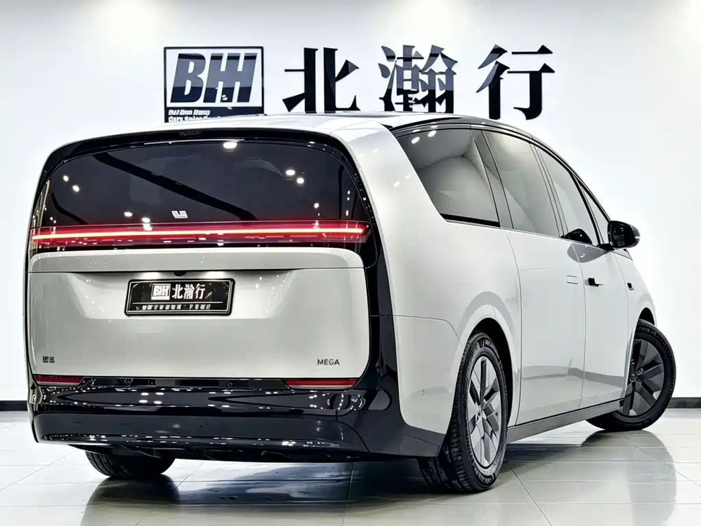 Li Auto Li MEGA — миниатюра 6