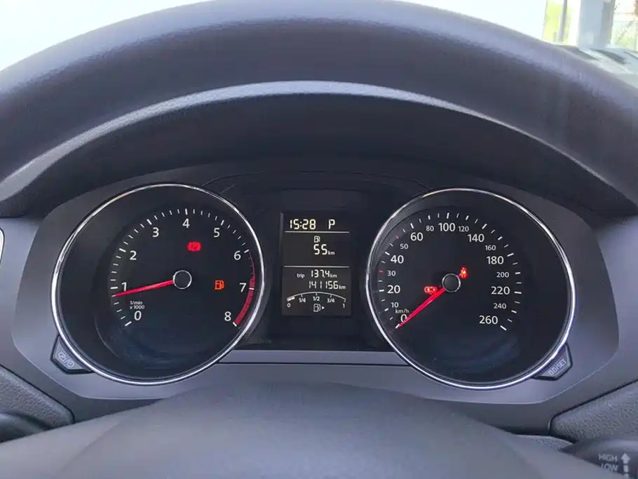 Volkswagen Sagitar — миниатюра 14