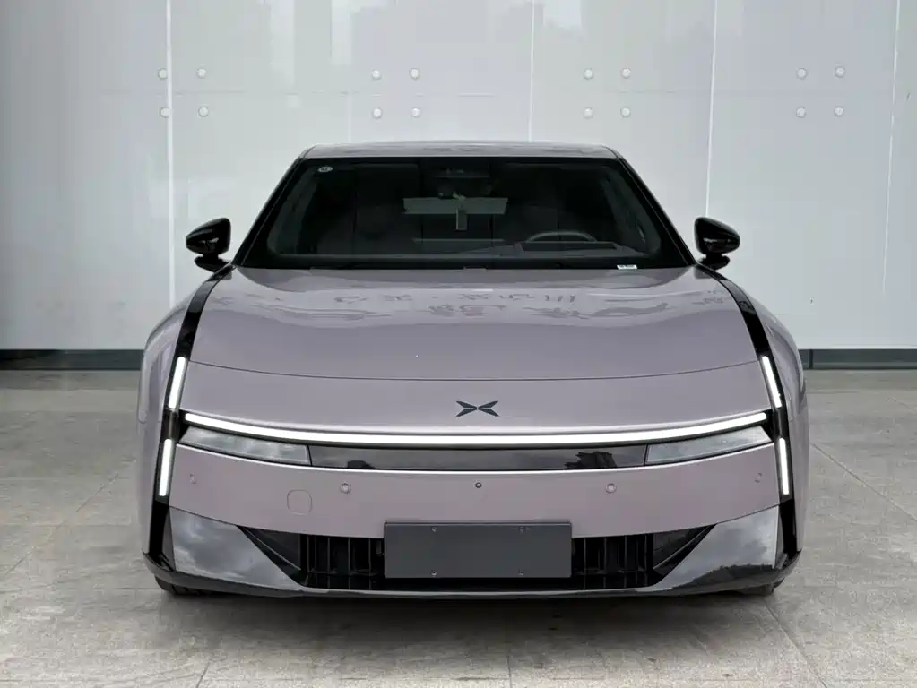 XPeng P7 — миниатюра 2