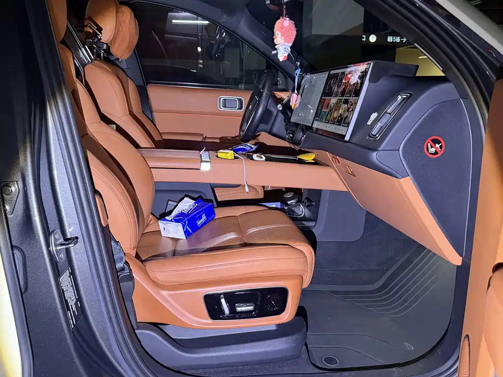 Li Auto Li L8 — миниатюра 7