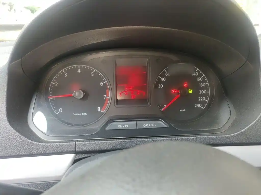 Volkswagen Jetta — миниатюра 4