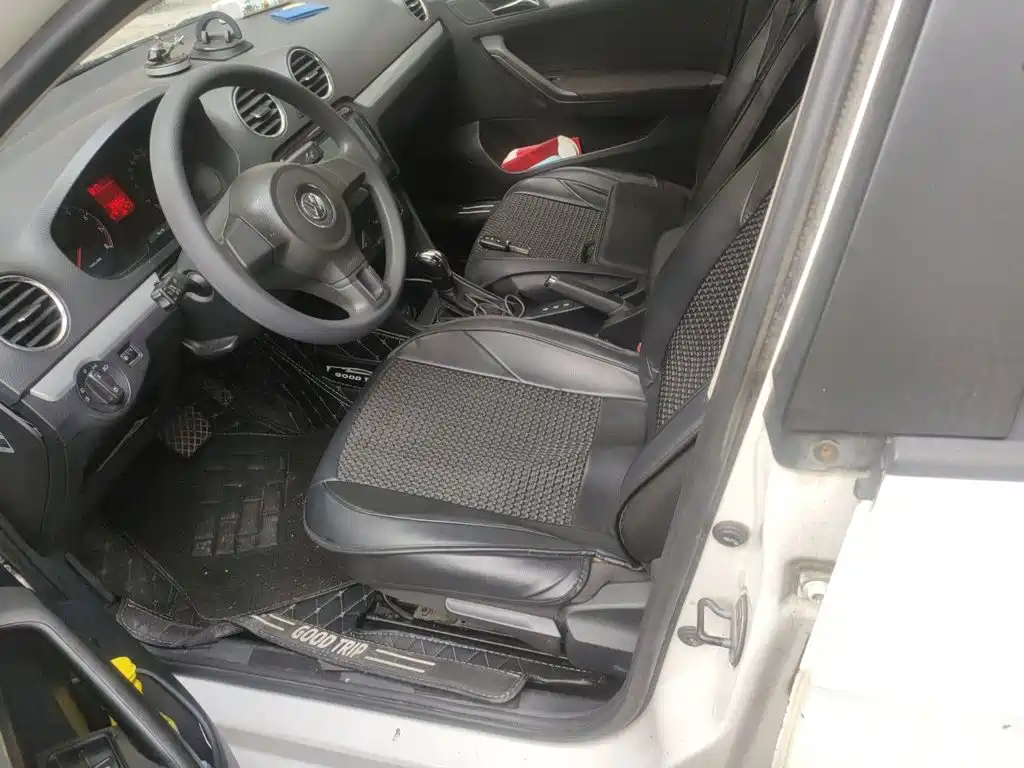 Volkswagen Jetta — миниатюра 14