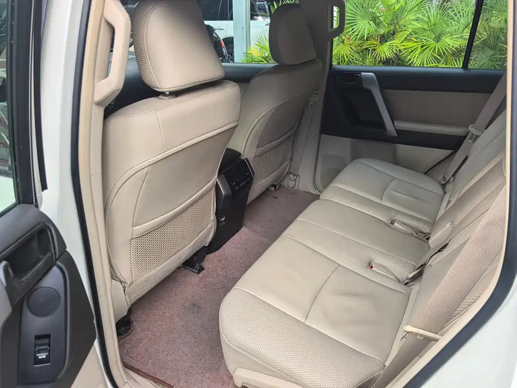 Toyota Prado (Import) — миниатюра 12