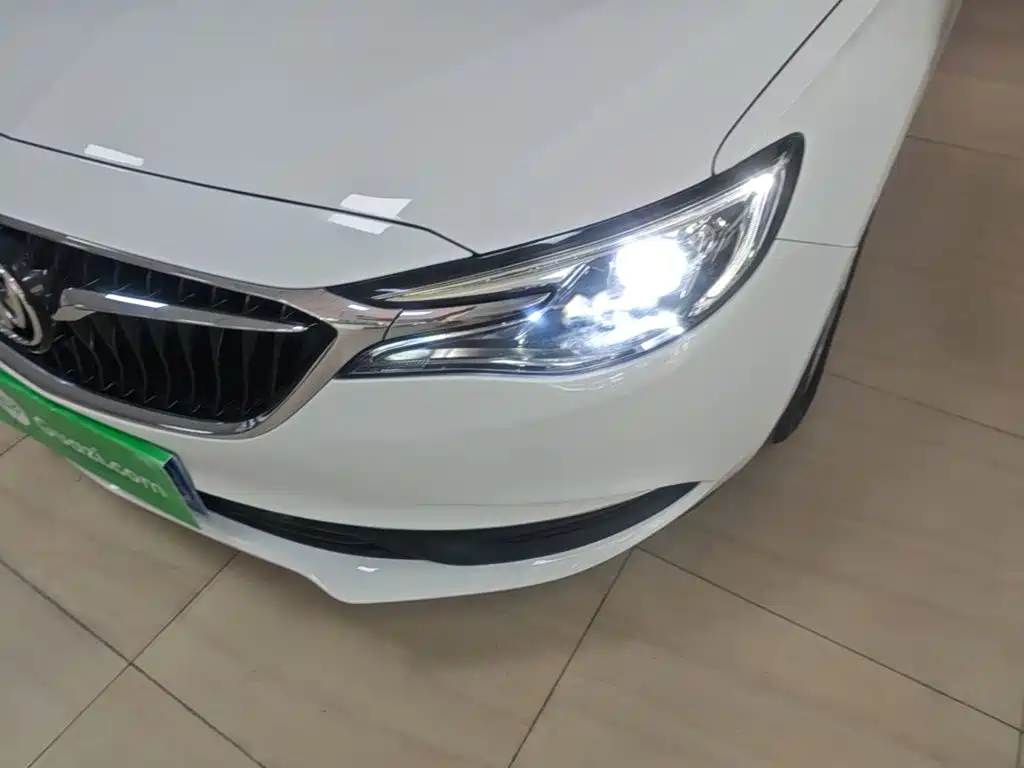 Buick Excelle — миниатюра 24