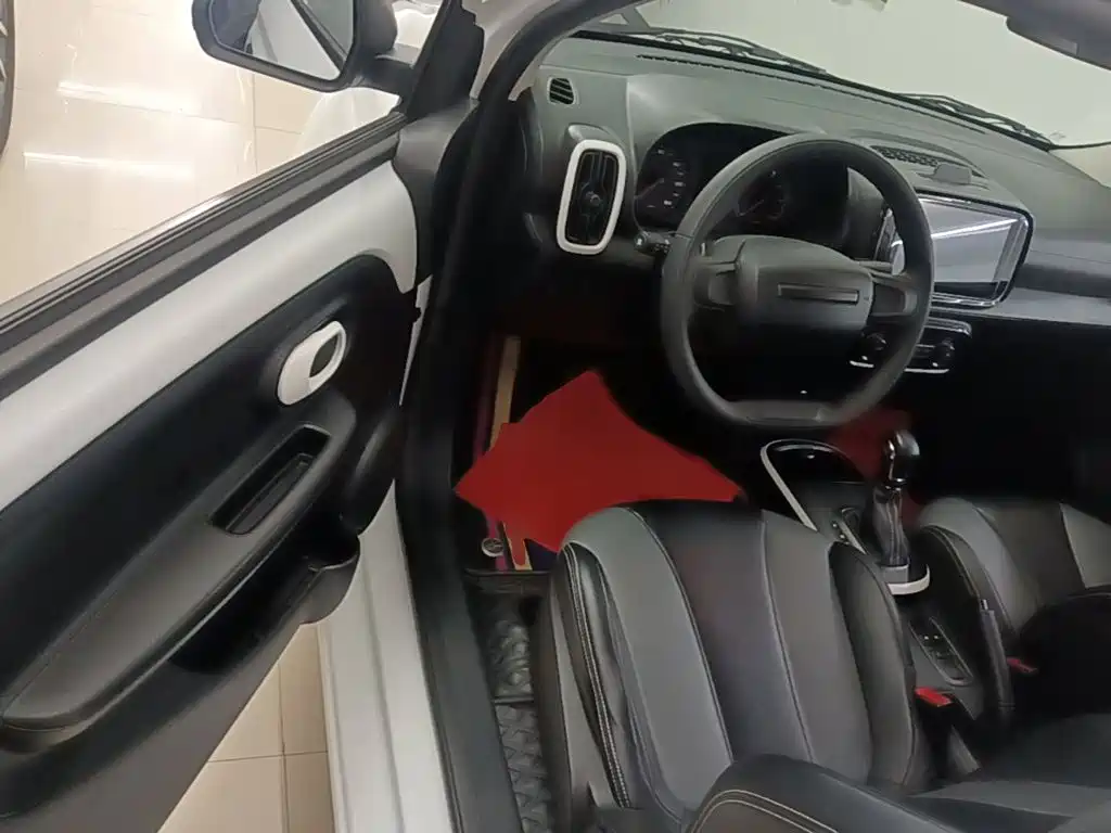 Roewe Clever — миниатюра 16