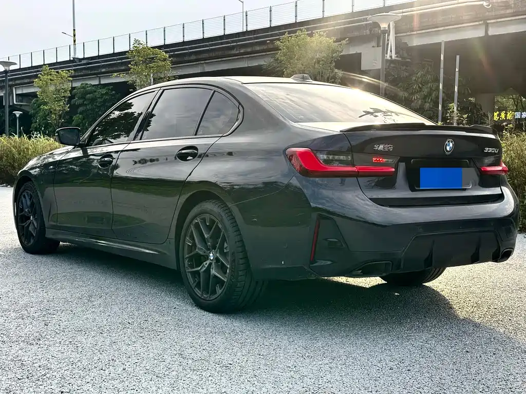 BMW 3 Series — миниатюра 6