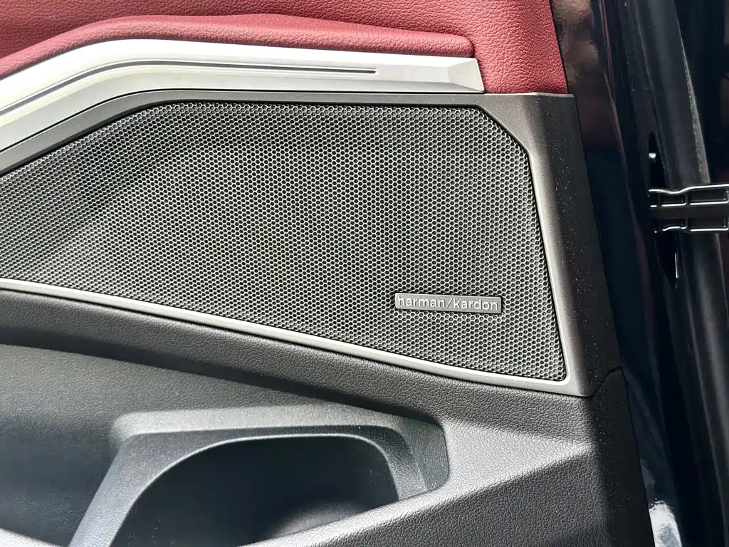 BMW 3 Series — миниатюра 12