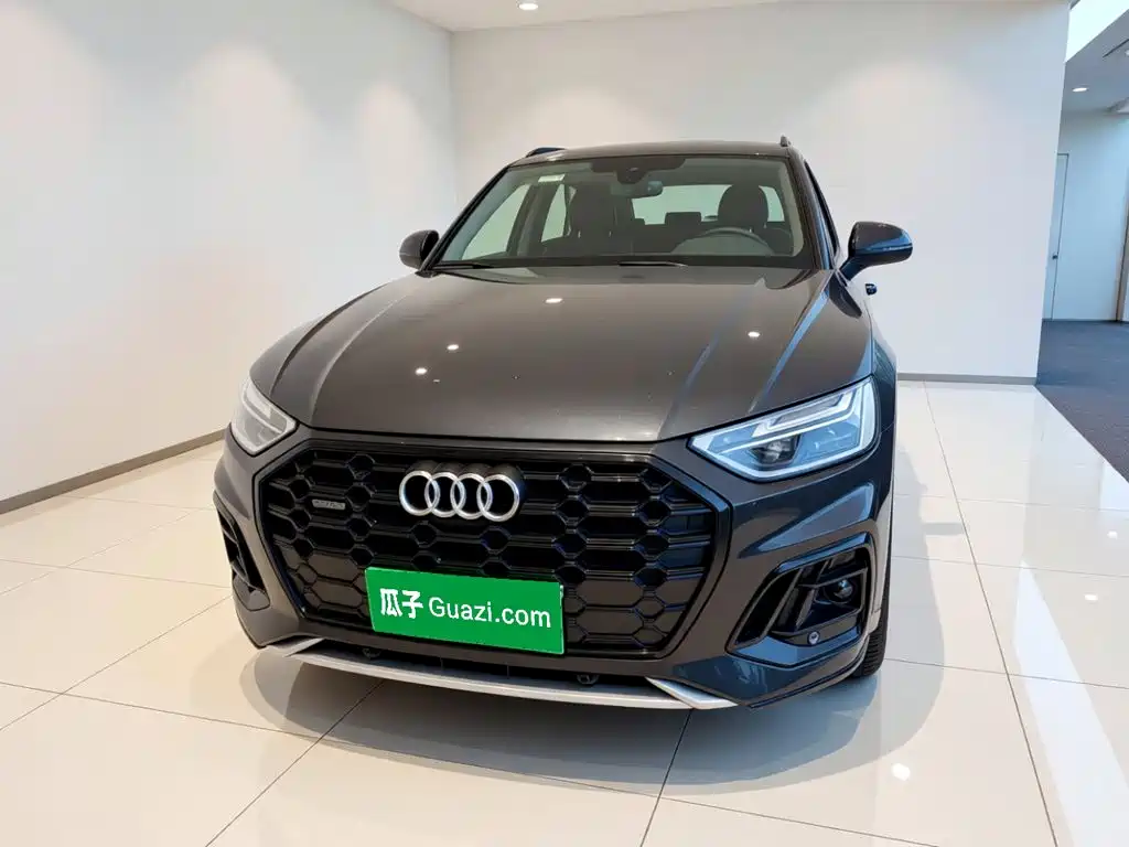 Audi Q5L — миниатюра 2