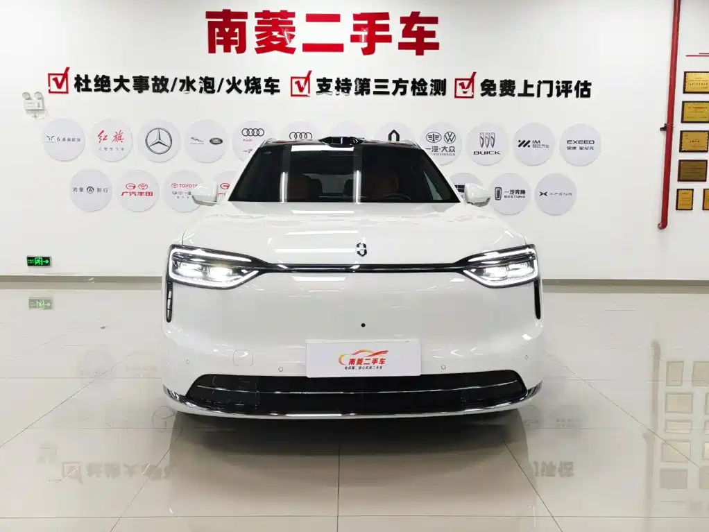 AITO Wenjie AITO M7 — миниатюра 2