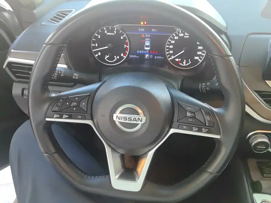 Nissan Teana — миниатюра 15