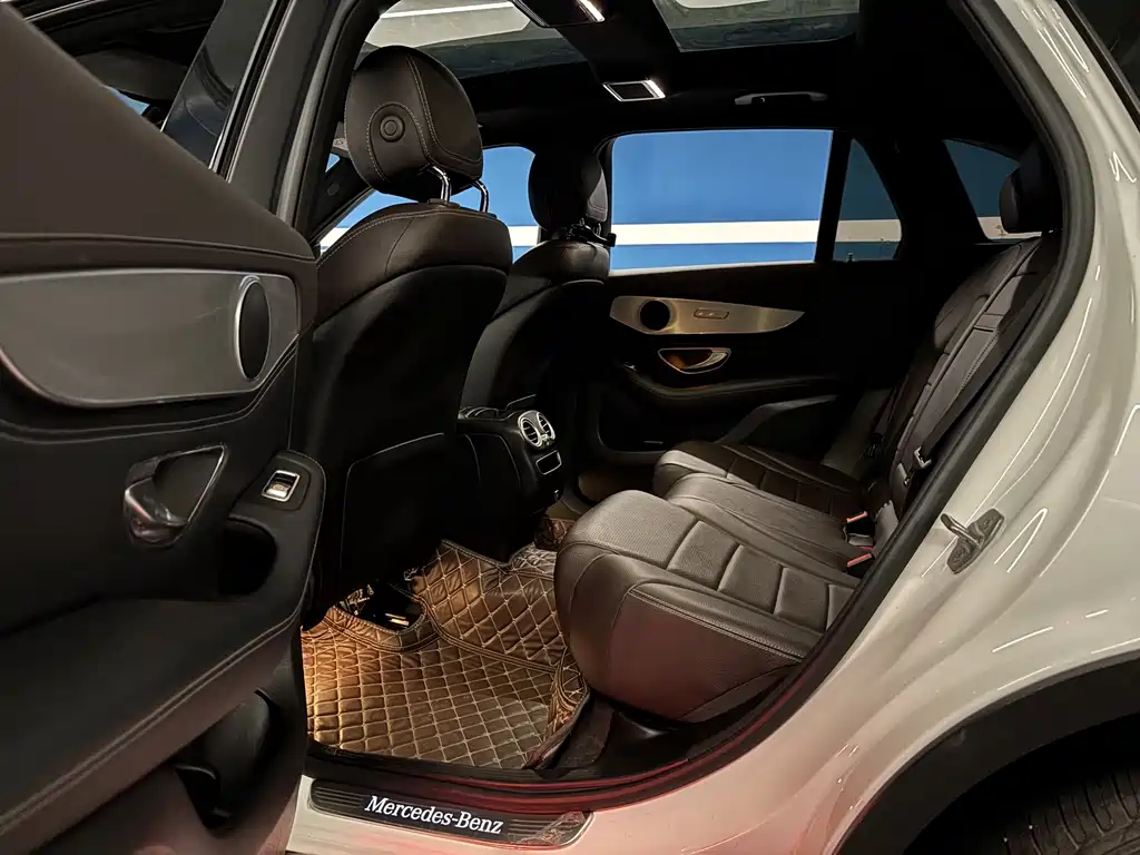 Mercedes-Benz GLC — миниатюра 8