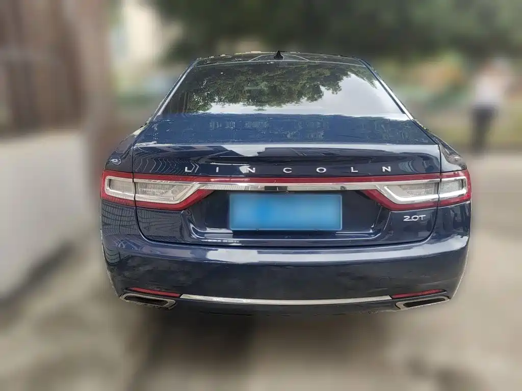 Lincoln Continental — миниатюра 3