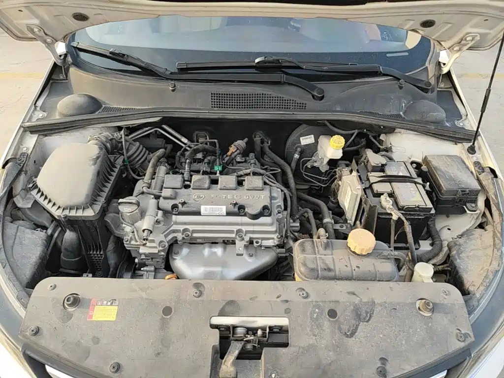 Baojun 310W — миниатюра 20