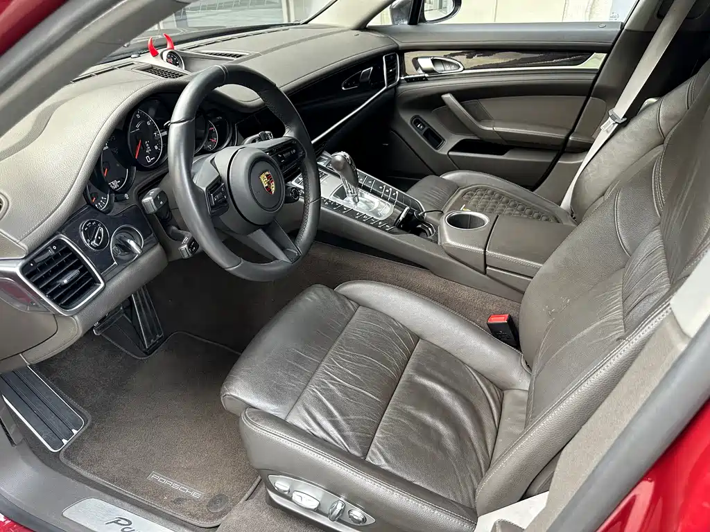 Porsche Panamera — миниатюра 7