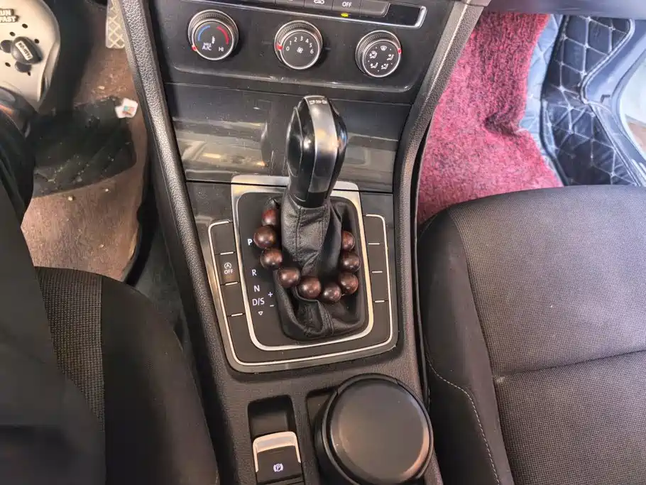 Volkswagen Golf — миниатюра 16