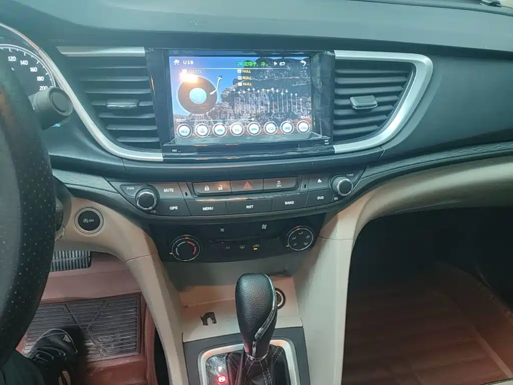 Buick Excelle — миниатюра 13