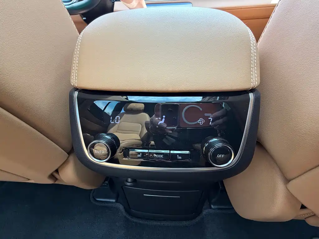 Li Auto Li ONE — миниатюра 21