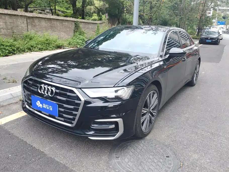 奥迪A6L 2024款 55 TFSI quattro 尊享动感型 2024