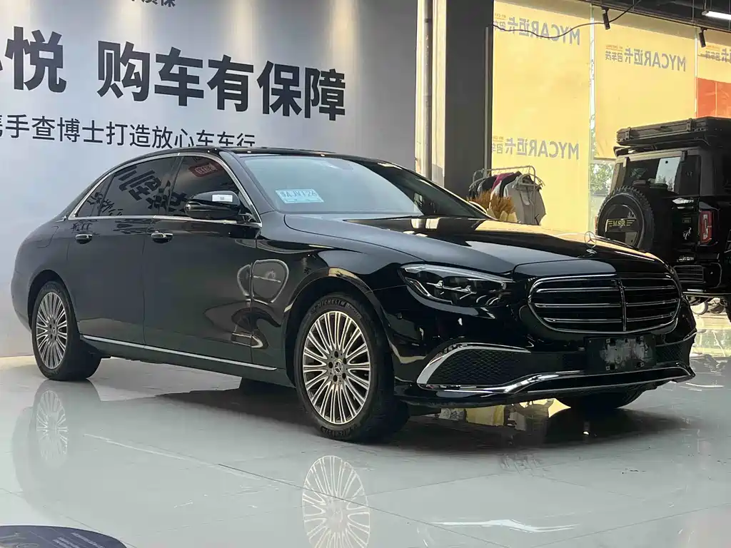 Mercedes-Benz E-Class — миниатюра 3