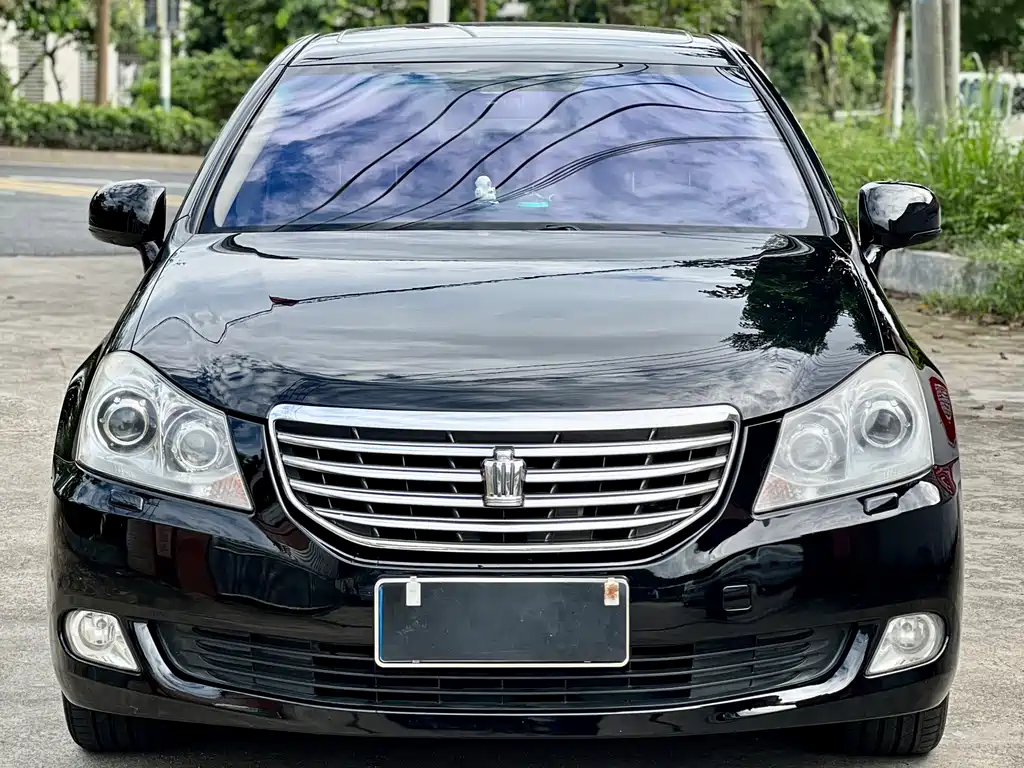 Toyota Crown — миниатюра 2